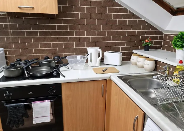 *f1*5gh* Setup For Your Relaxed & Amazing + Free Parking + Free Fast Wifi * *